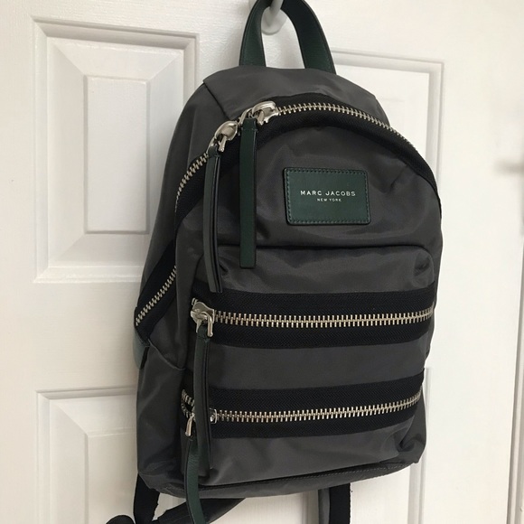 marc jacobs green backpack